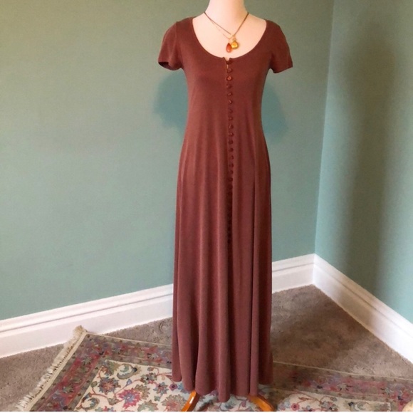 Urban Outfitters Dresses & Skirts - Rust button down maxi dress